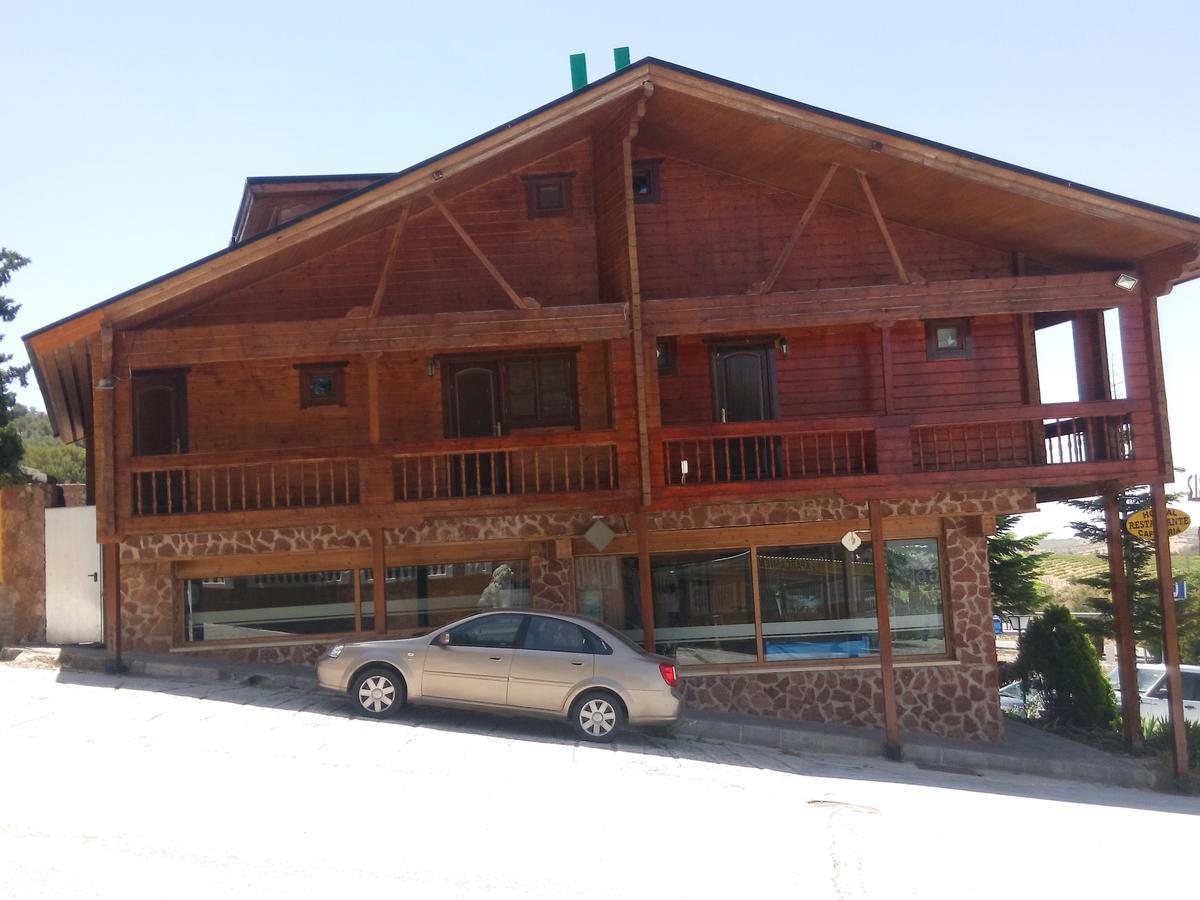 Hostal Sierra De Baza Exteriér fotografie
